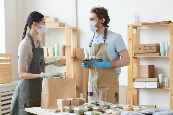 Comment les entreprises de mode peuvent-elles implémenter un service après-vente multilingue de qualité ?